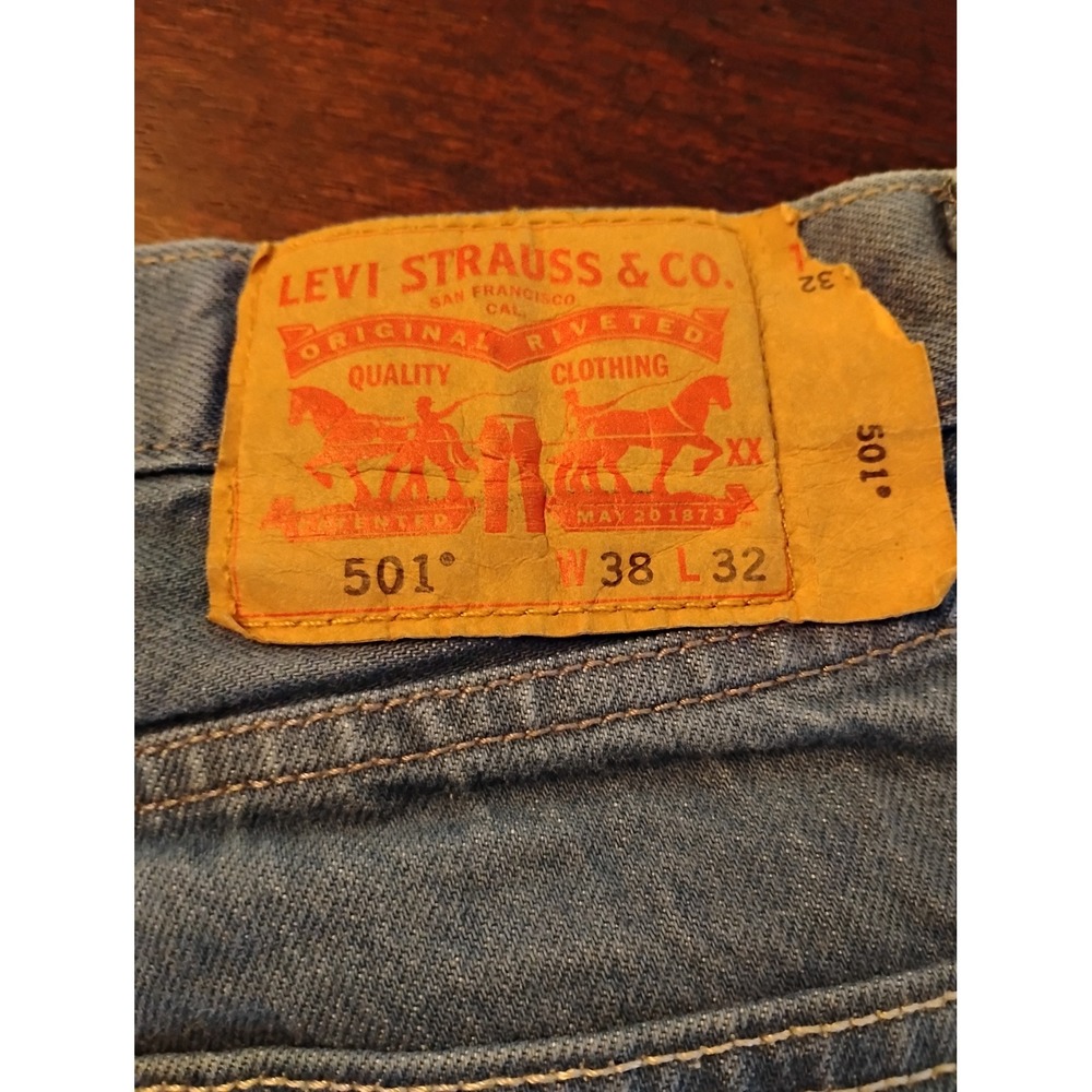 Levis 501 Original Fit Mens Blue Straight Leg Button Fly Denim Jeans 38x29 - Picture 5 of 9
